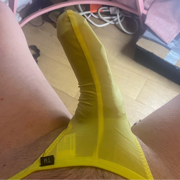 TM Collection Men’s giant bulge thong - Picture 4 of 4